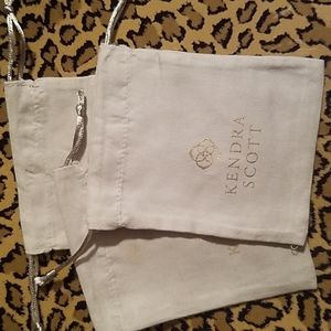 Kendra Scott Jlry 30 Pouches-NEW!